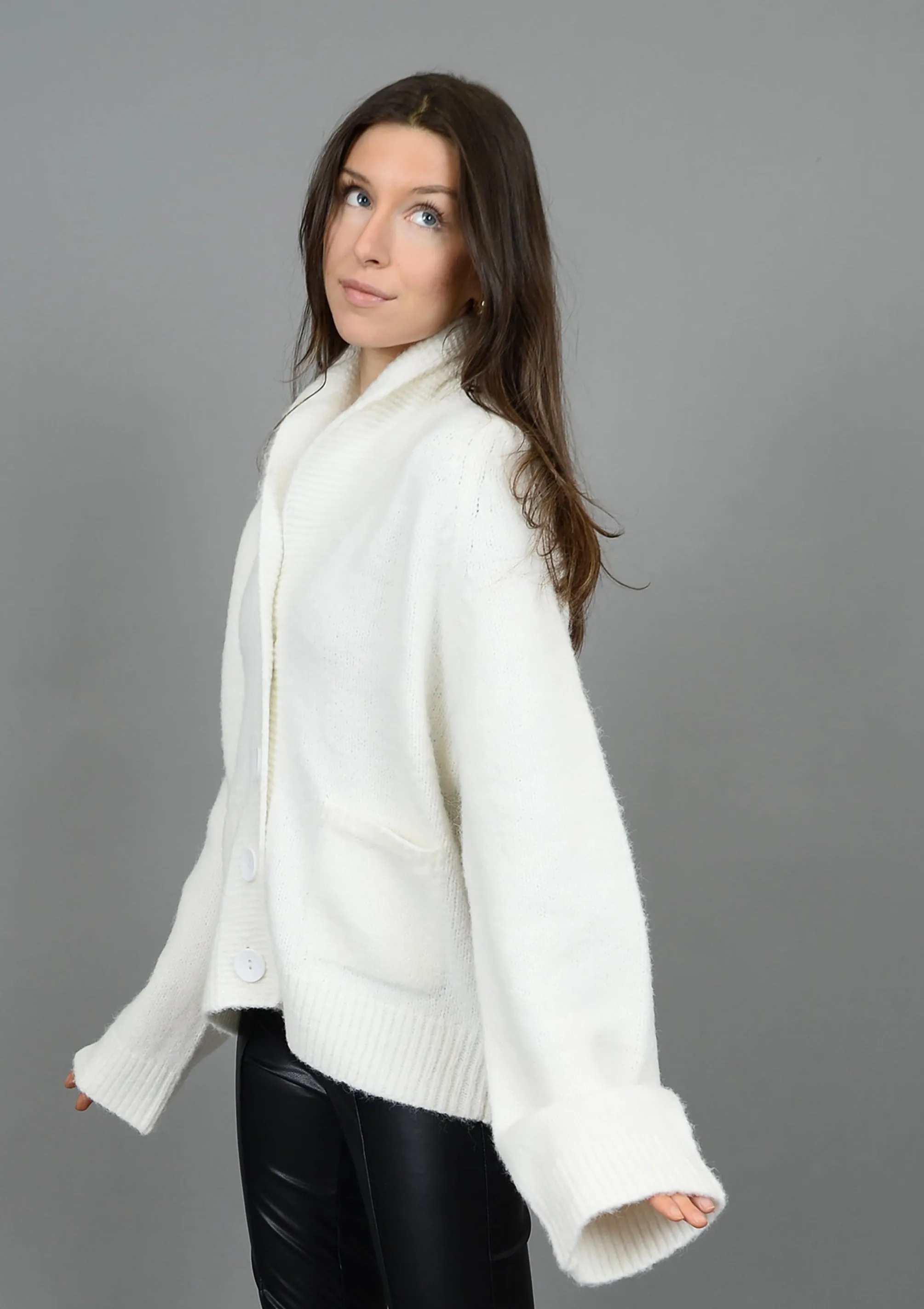 'Apres' Raglan Shawl Neck Cardigan | Ivory