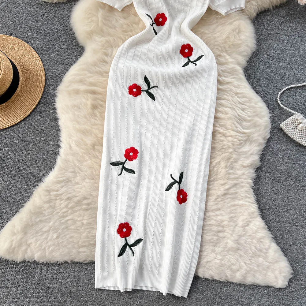 Elegant Embroidered Rose Knitted Dress